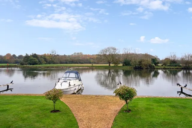 Photo 2 — Andrews Reach, Bourne End SL8 5GA