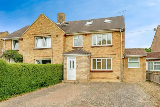The Dingle, Crawley, RH11, photo 1