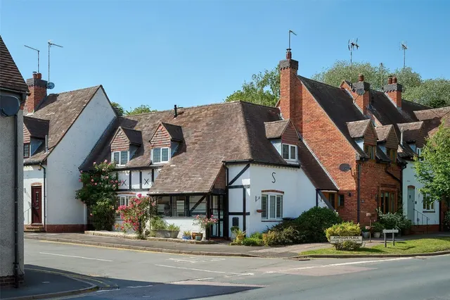 Johnson Place, Henley-in-Arden, B95, photo 1