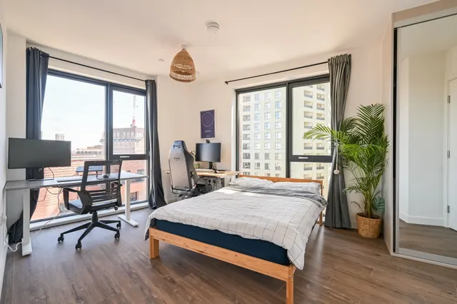 Photo 3 — Flat 801, Headwater Point, London