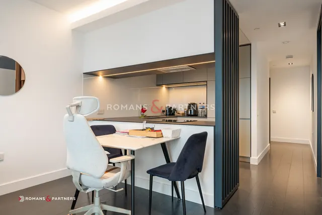 Amory Tower, Canary Wharf, E14, photo 3