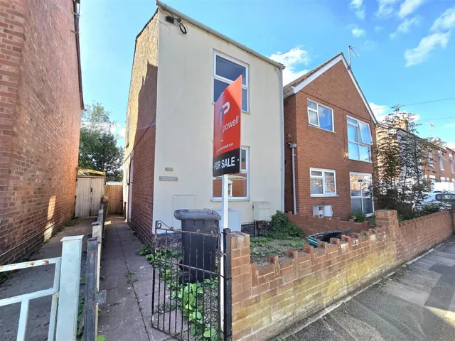 3 bedroom house, Melbourne Street East, Gloucester, GL1