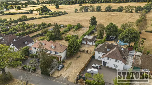 The Ridgeway, Cuffley, Hertfordshire, EN6 4BG, photo 1