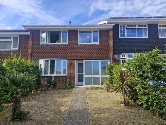 Camelot Crescent, Fareham, PO16, photo 1