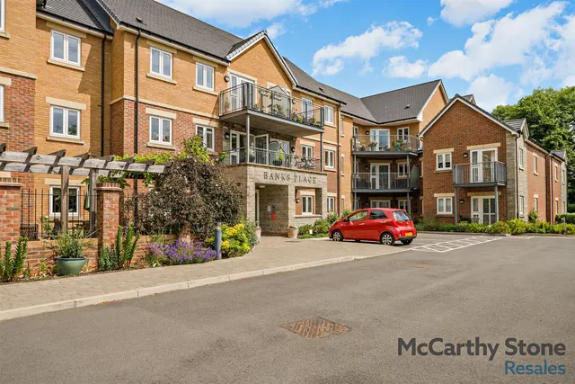 Moormead Road, Wroughton, SN4, photo 1