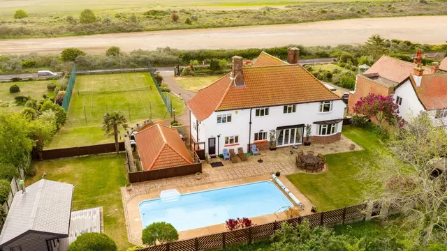 Seacroft Esplanade, Skegness, PE25, photo 2