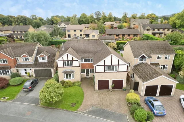 The Grange, Ashgate, S42, photo 1