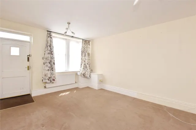Manchester Road, Tintwistle, SK13, photo 3