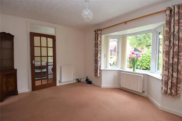 Photo 2 — St. Georges Crescent, Droitwich, Worcestershire, WR9 8HJ