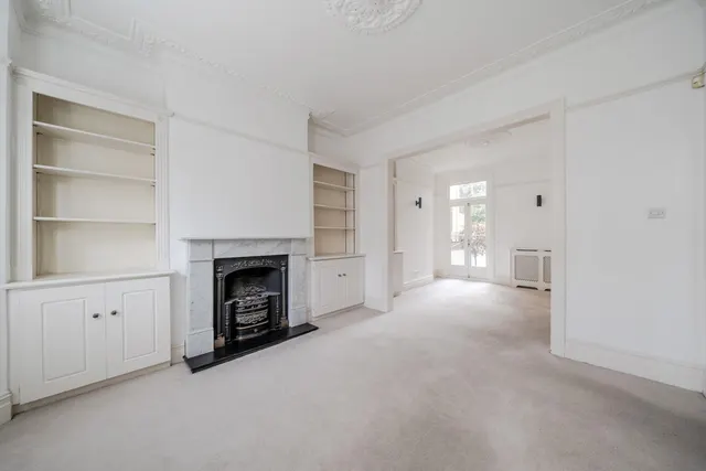 Photo 2 — Acris Street, London, SW18