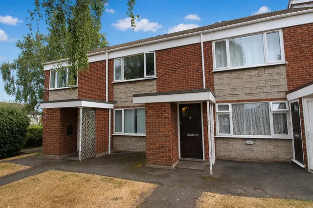 Pippin Avenue, Halesowen, photo 1