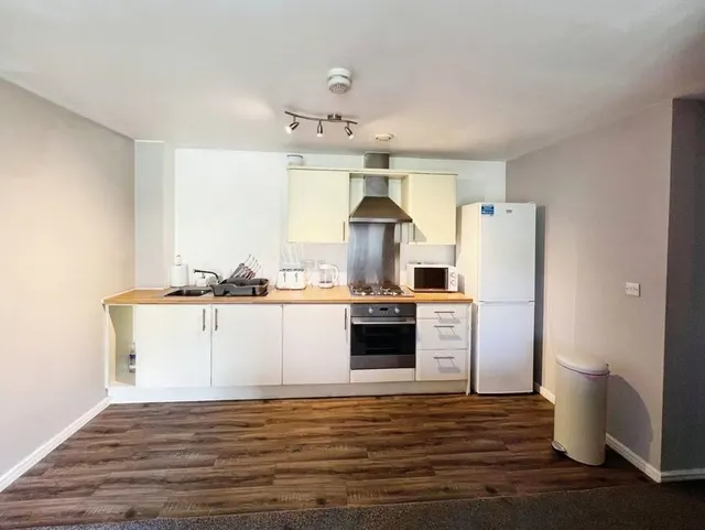 Hartley Court, Stoke-on-Trent, ST4, photo 3