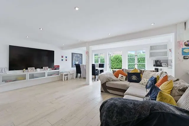 Foxley Lane, Binfield, RG42, photo 2