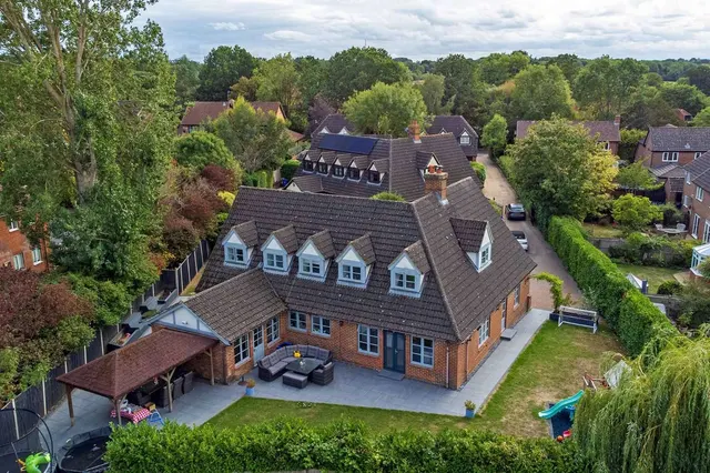 Foxley Lane, Binfield, RG42, photo 1