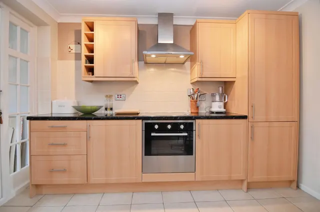 Crofton Close, Forest Park, RG12, photo 3