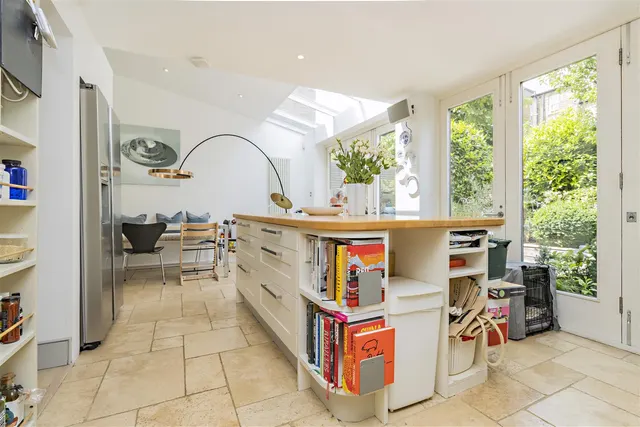 Woodsome Road, London, NW5, photo 2