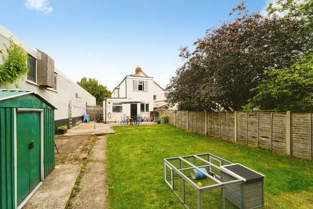 Photo 2 — Theresa Street, Gloucester, Gloucestershire, GL1