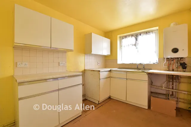 Victor Approach, Hornchurch, RM12, photo 3