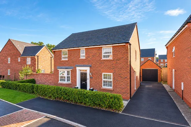 Poppy Road, Wilmslow, photo 1
