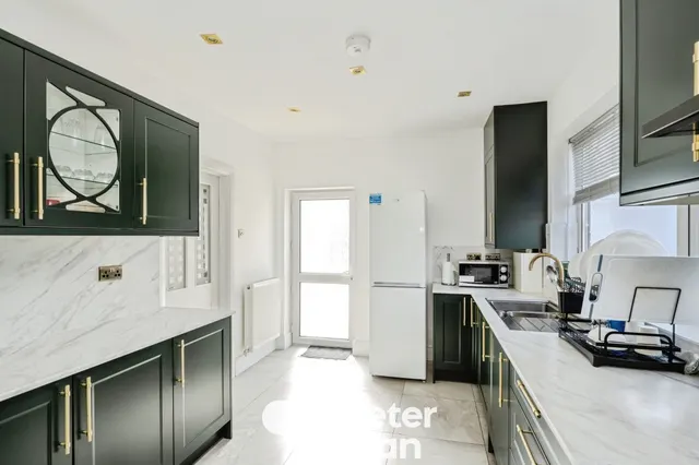 Sketty Park Drive, Swansea, SA2, photo 2