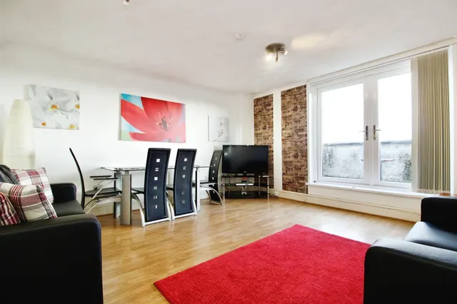 Llansannor Drive, Cardiff, CF10, photo 2