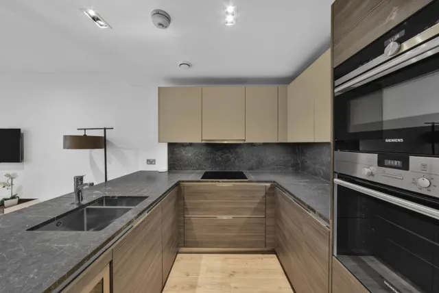 Beadon Road, Hammersmith, W6, photo 3
