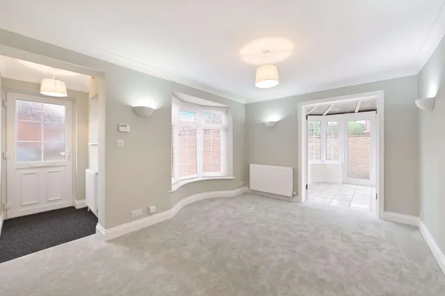Photo 3 — Dean Street, Marlow, Buckinghamshire, SL7 3AD