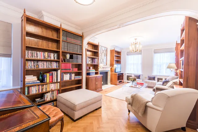 Photo 2 — 9 Upper Brook Street, London