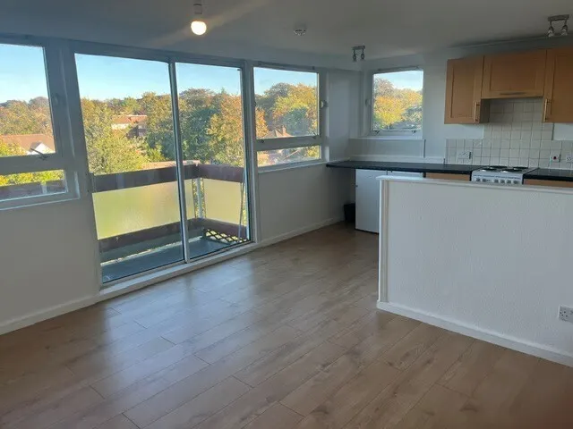 Grange Vale, Sutton, SM2, photo 1