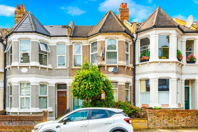 Dongola Road, Tottenham, N17, photo 1