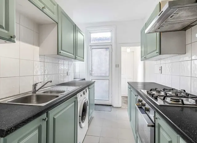 Photo 3 — Audley Road, Hendon, NW4