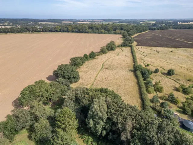 Hillside Loke, Roughton, NR11, photo 3