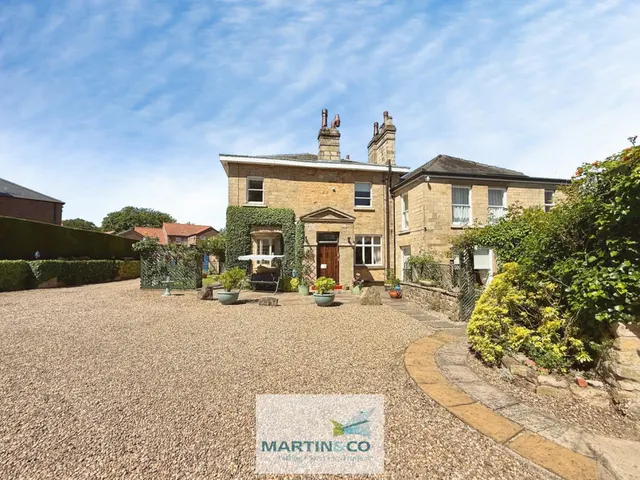 Forest Hill House, Worksop, Nottinghamshire, photo 1