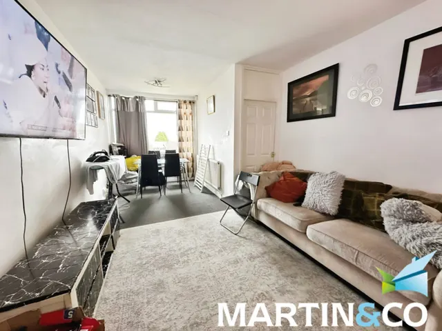 Leeds, LS10, photo 2