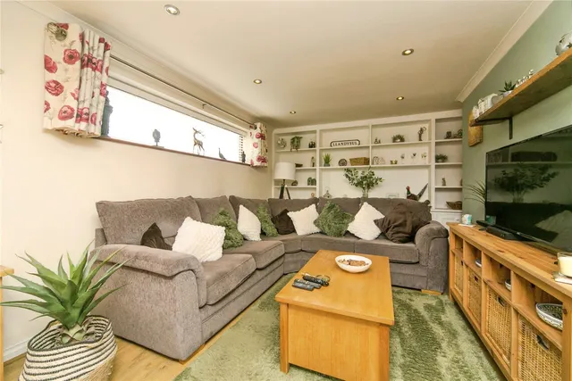 Bull Bay Road, Amlwch, LL68, photo 3