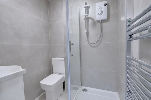 Deeds Grove, High Wycombe, HP12, photo 3