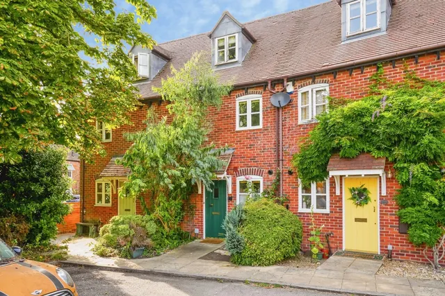 Chapel Mews, Bicester, Oxfordshire, OX26, photo 1