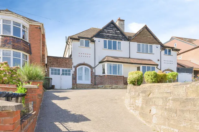 Penns Lane, SUTTON COLDFIELD, photo 1
