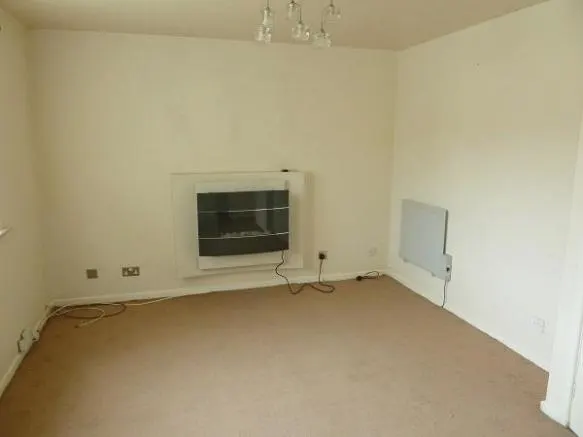 Churchfields, Bradford, BD2, photo 2