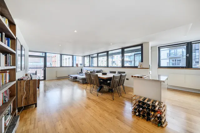 Newhams Row, SE1, photo 1
