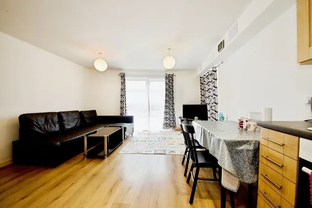 Photo 3 — Cooke Street, Barking, IG11