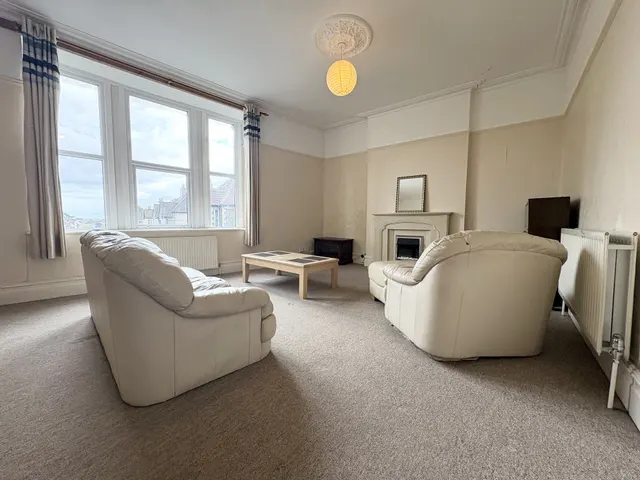 Henleaze Road, Bristol, BS9, photo 2