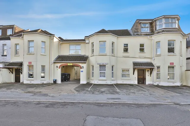 Photo 2 — Frances Road, BOURNEMOUTH