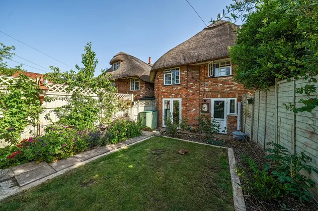 Chapel Street, Thatcham, RG18, photo 1