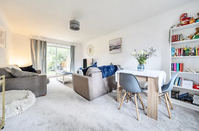 Photo 3 — Pendragon Way, Camberley, Surrey, GU15 1BG
