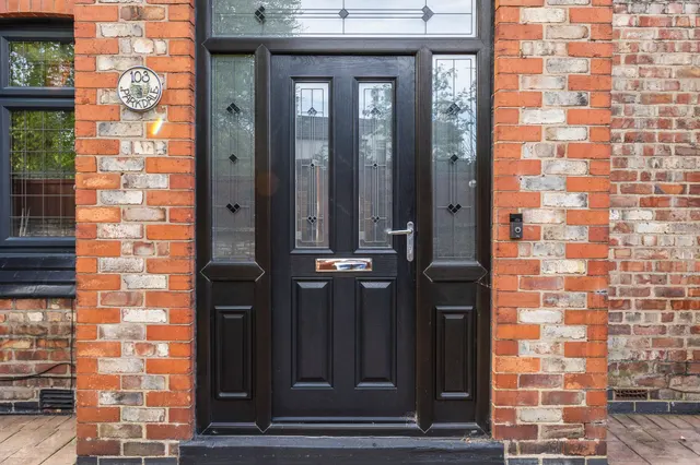 Photo 3 — Hallfields Road, Warrington, Warrington, WA2 8DS