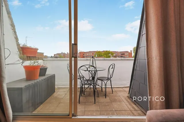 Askew Crescent, London, W12, photo 1