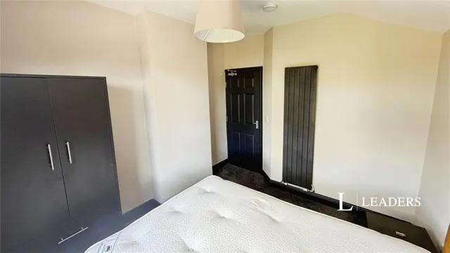 Stamford Avenue, Crewe, CW2, photo 3
