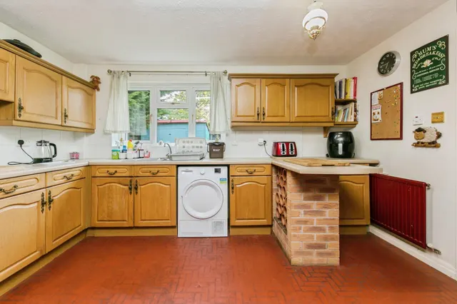 Thornycroft, Winsford, CW7, photo 2