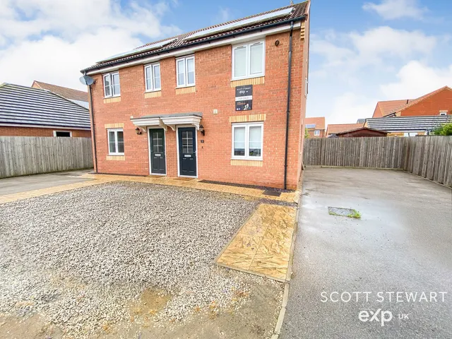 Violet Avenue, Whittlesey, PE7, photo 1